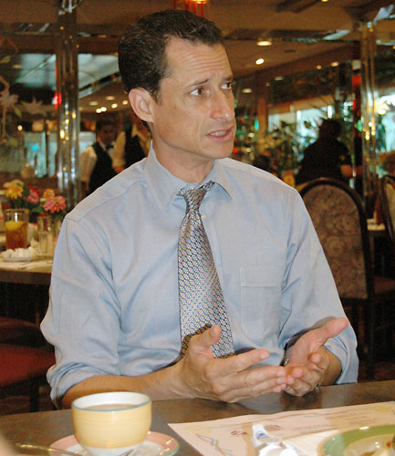The ‘Mouth’ goes mute! Weiner humbled in Twitter underwear scandal