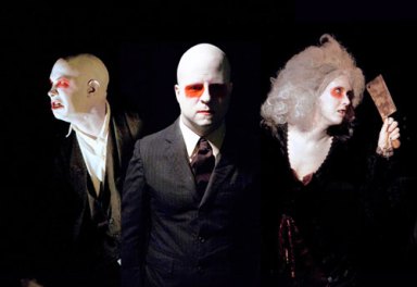Bloody brilliant: Live horror show slays at W’burg theater