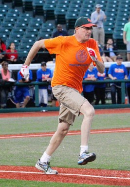Putsch league: Council overthrows mayor in Coney softball game