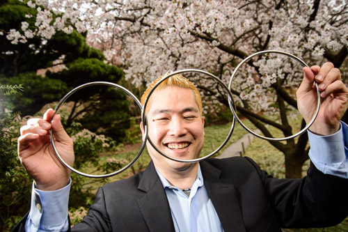 Magician will bring tricks, tradition to cherry blossom fest