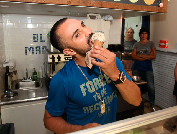 Lick and move: Ice-cream parlor names flavors after local boxers