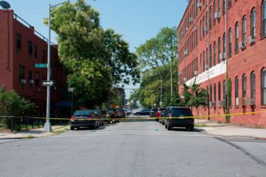 Gunmen wound five in Red Hook, including pregnant woman