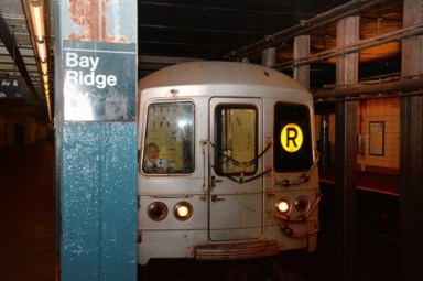 The honeymoon is over: Revamped R train panned for poor service