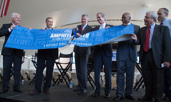 Overture to the People’s Playground: Pols open Coney’s new amphitheater