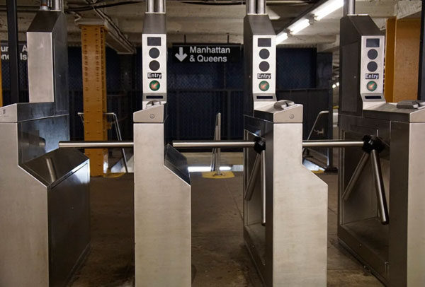 Seventh Ave. stop gets stile-ish with new gates