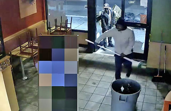Ragin’ Cajun! Guy robs fried-chicken joint with broomstick
