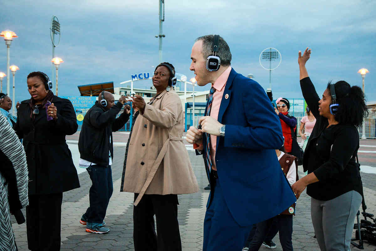 Boardwalk boogie: Coney Islanders quietly dance off at silent disco