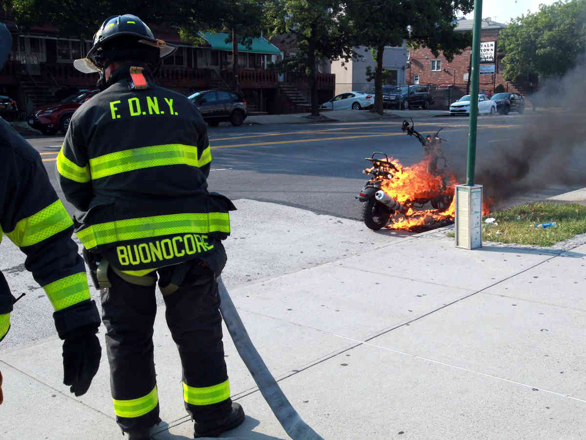 Blazin’! Scooter goes up in flames at Flatlands bus stop