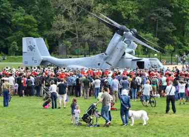 Mean and green: Locals celebrate Memorial Day weekend with Marine Corps in Prospect Park