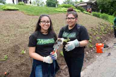 Going Green-Wood: Manhattan students travel to Brooklyn cemetery to study under horticulture director