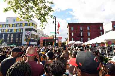 Thousands celebrate ‘Do the Right Thing’ at Spike Lee’s Bedford-Stuyvesant block party