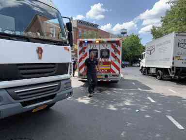 Trucker cited after smashing into Greenpoint cyclist