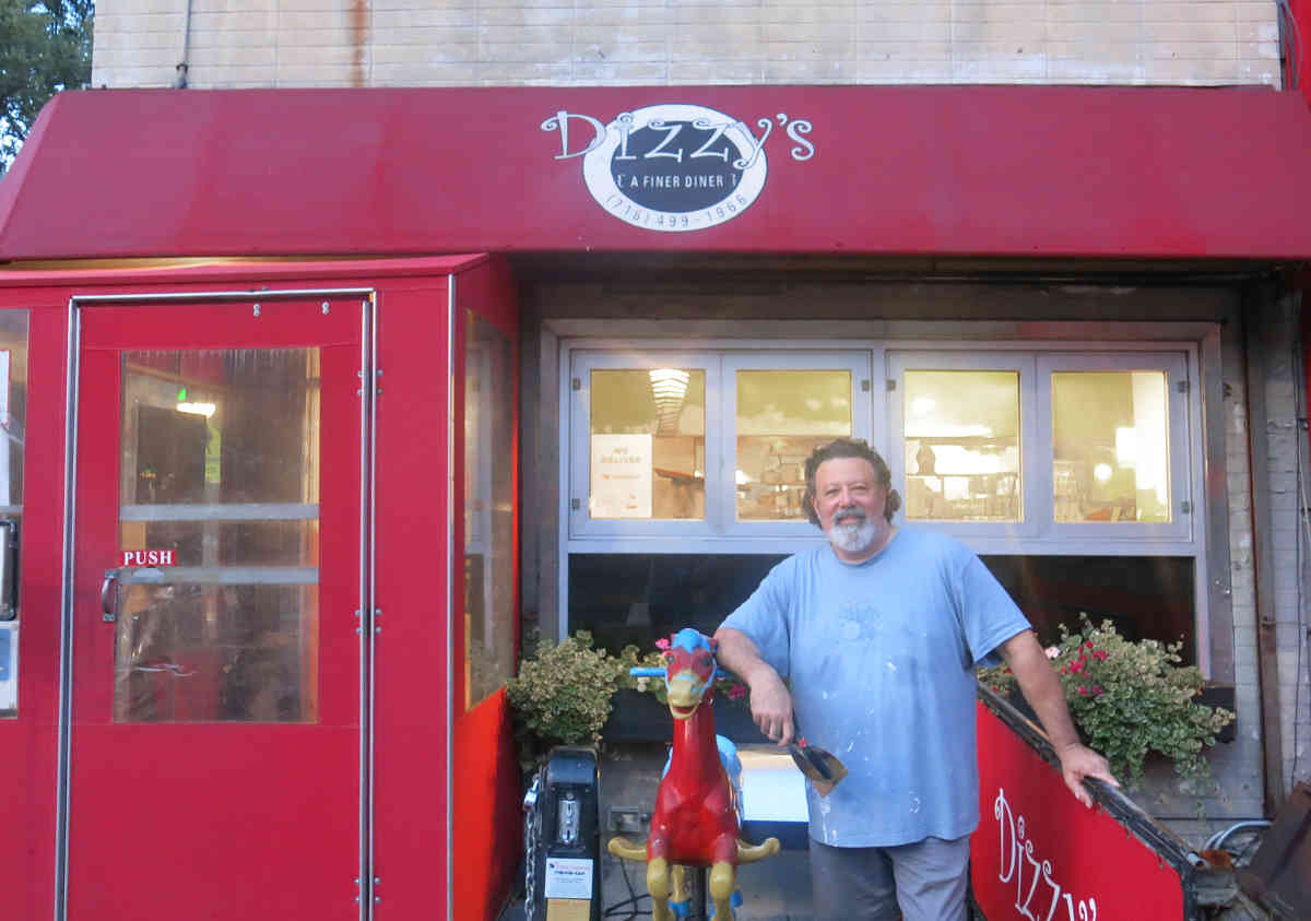 Check please: Iconic Park Slope eatery asks locals to bankroll renovation