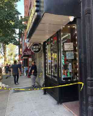 Not too sharp: Shopkeeper stabs teen armed with faux pistol in Park Slope robbery gone wrong