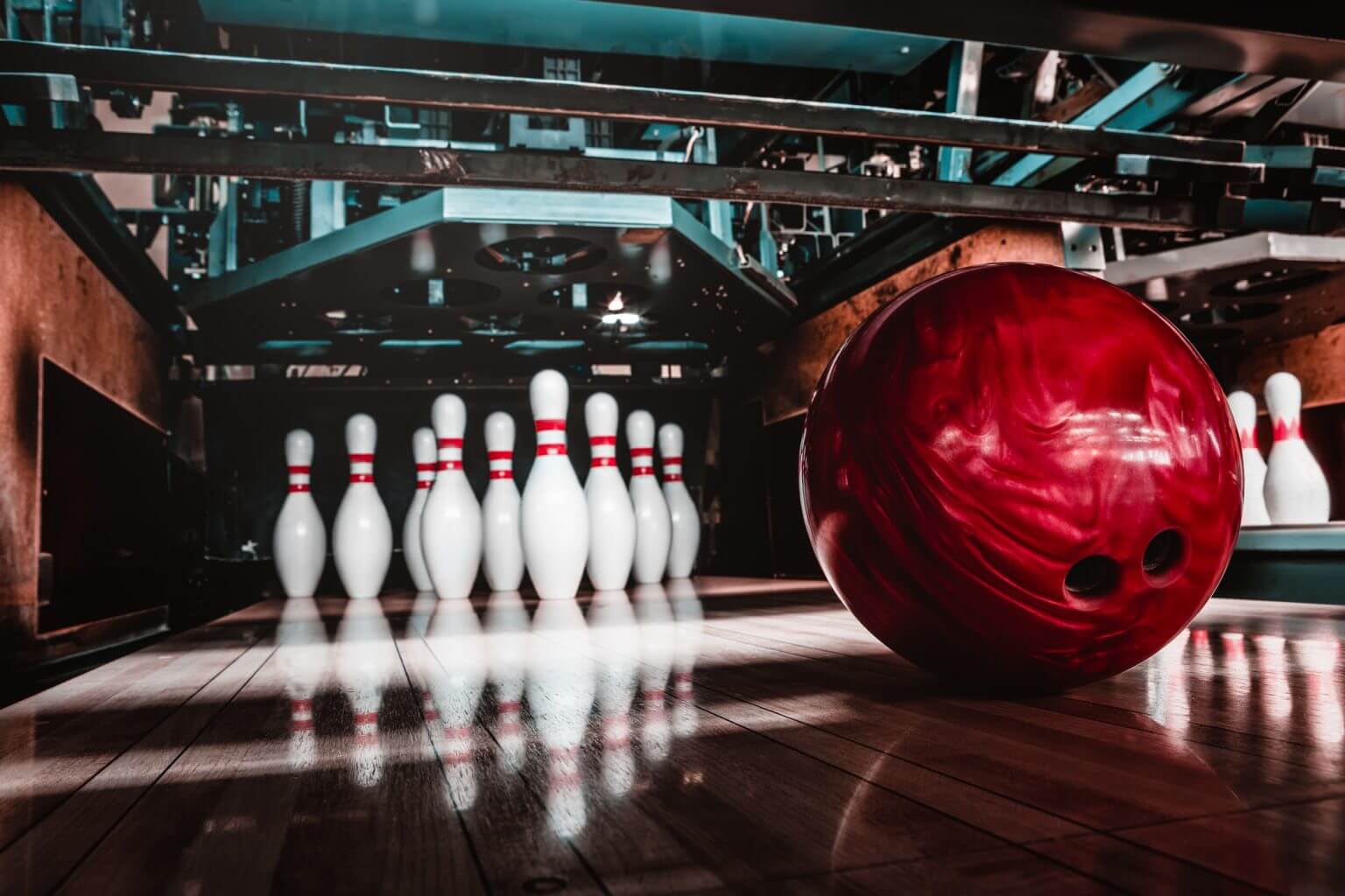 Williamsburg bowling alley opens new location on the Lower East Side