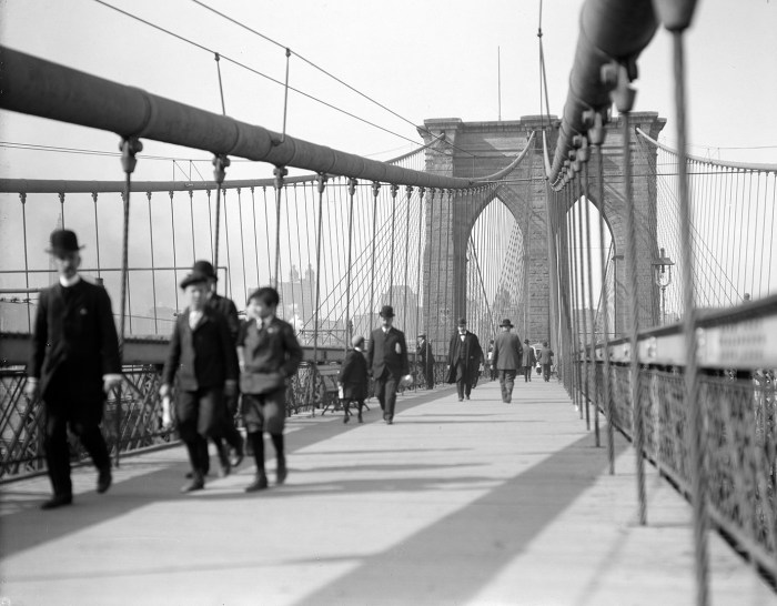 brooklyn bridge