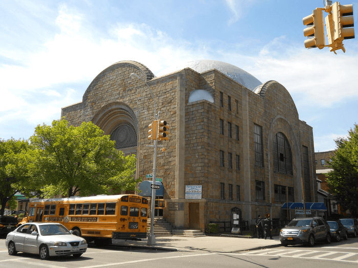 a synagogue on a streetcorner in boro park/borough park