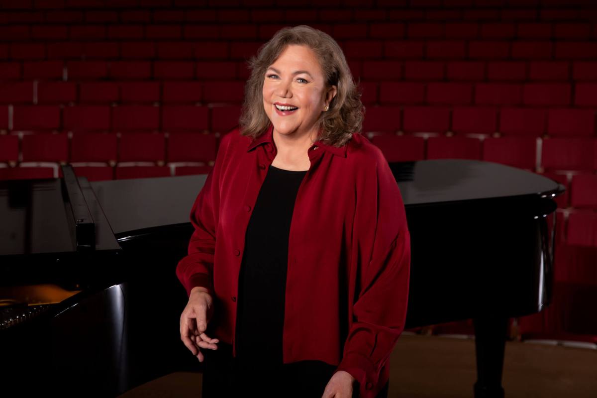 Kathleen Turner in a theater