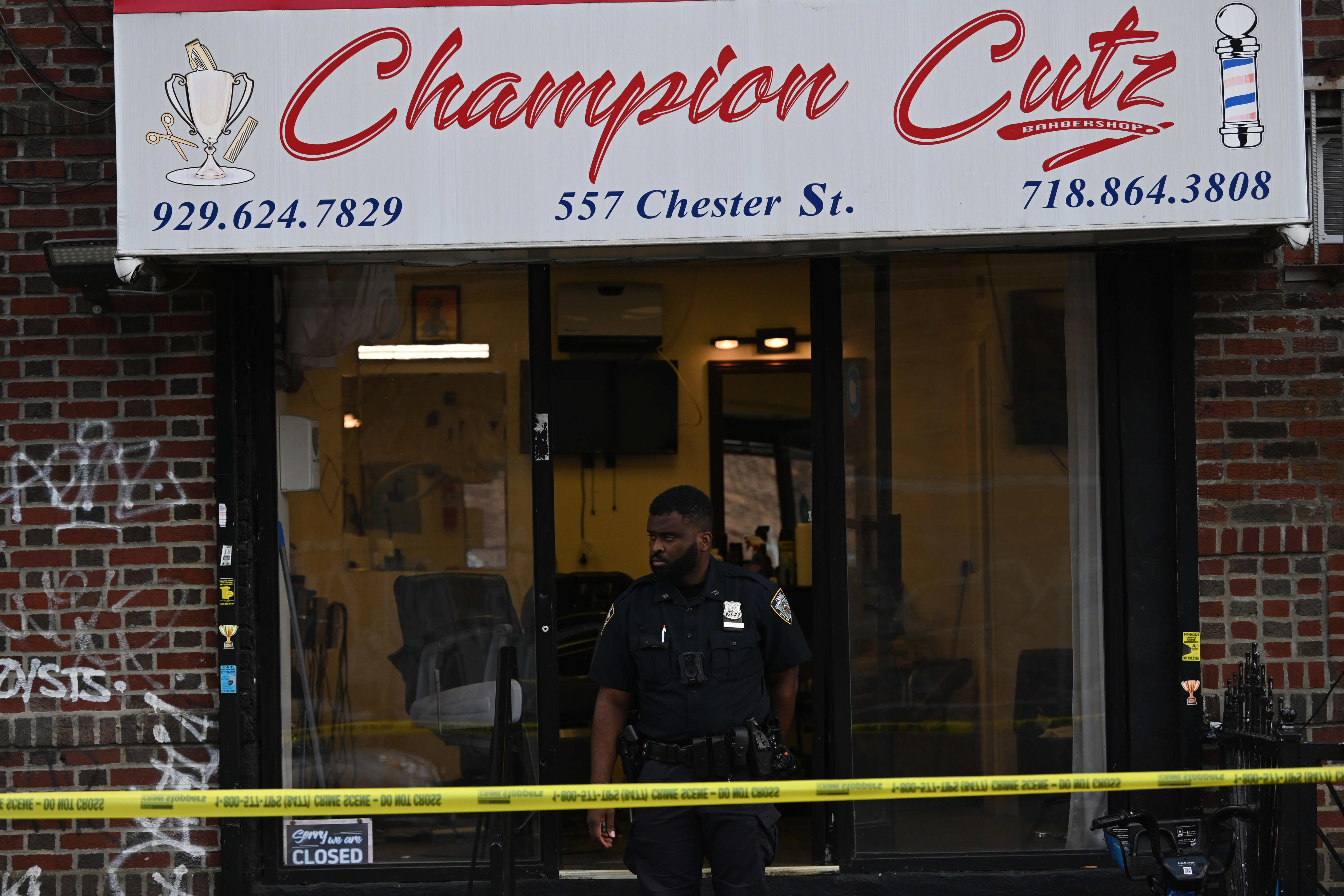 Ontdekking Enten aankomst Two shot in Brownsville barber shop: NYPD • Brooklyn Paper